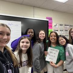 Upper School Gratitude Scavenger Hunt