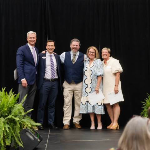 Brown Dinner honors faculty, staff